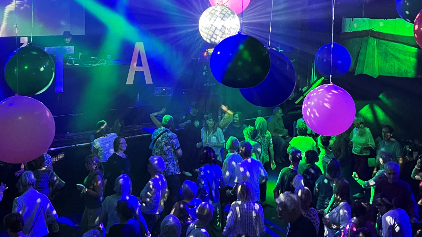 Foto von der ersten Seniorendisco im Kofmehl
